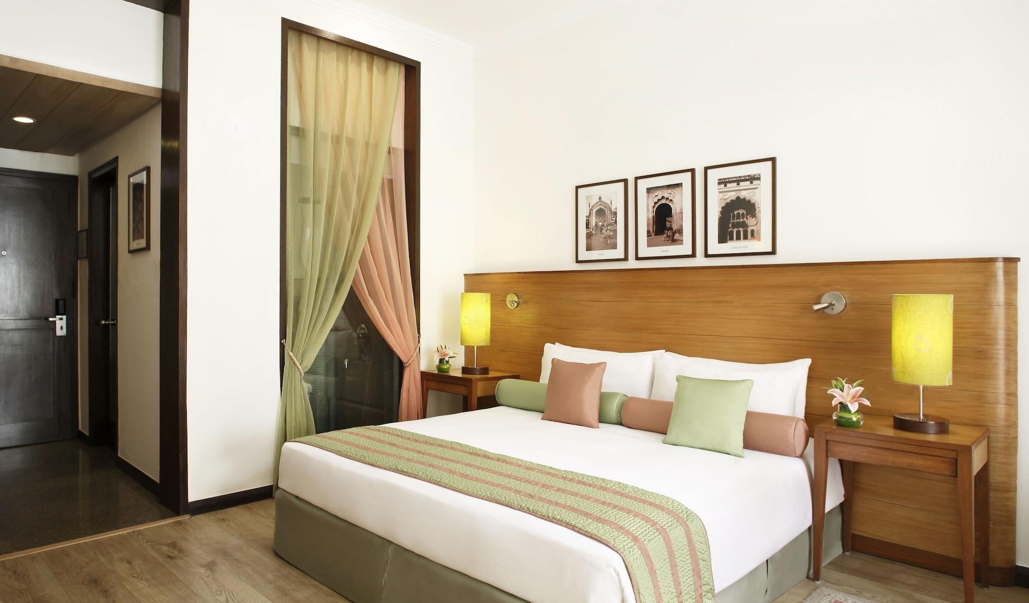 Hotel Taj Mahal, Lucknow Zewnętrze zdjęcie