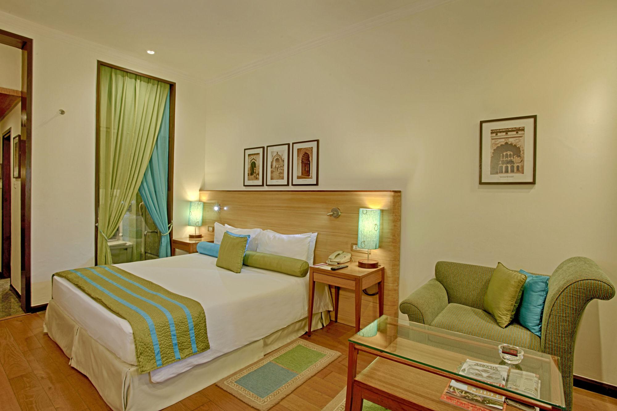 Hotel Taj Mahal, Lucknow Zewnętrze zdjęcie