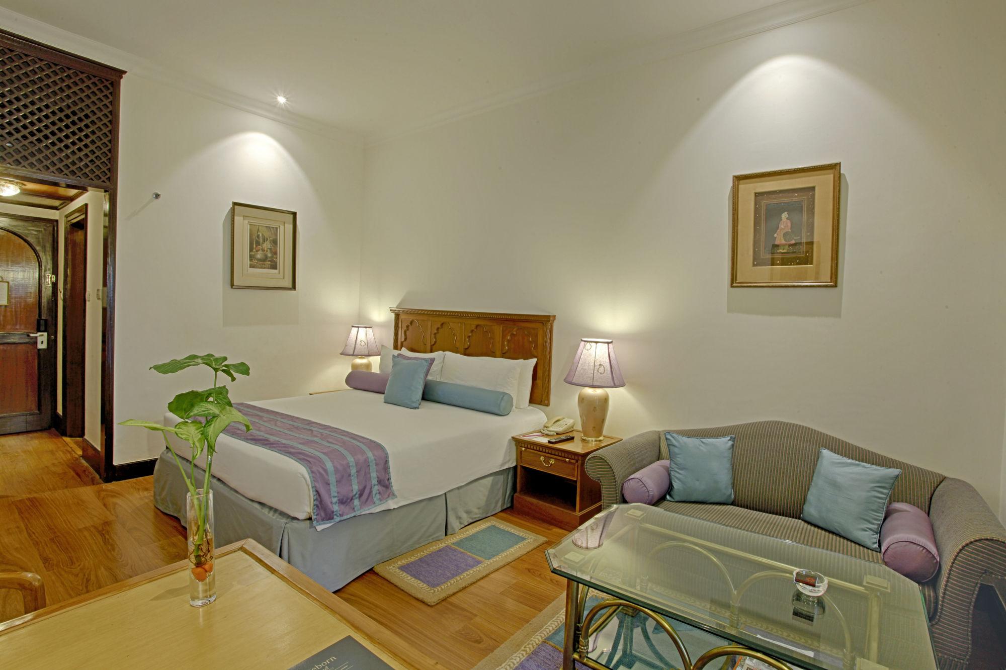 Hotel Taj Mahal, Lucknow Zewnętrze zdjęcie